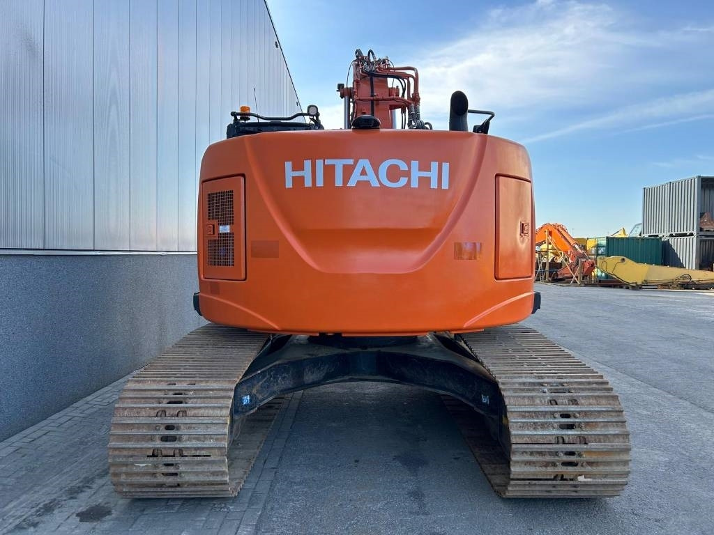 Hitachi ZX 225 US LC-6 - Lintekskavaator: pilt 4 Hitachi ZX 225 US LC-6 - Lintekskavaator: pilt 4