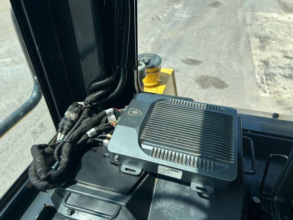 Buldooser Komatsu D 61 PXI-24 (Topcon intelligent system): pilt 14