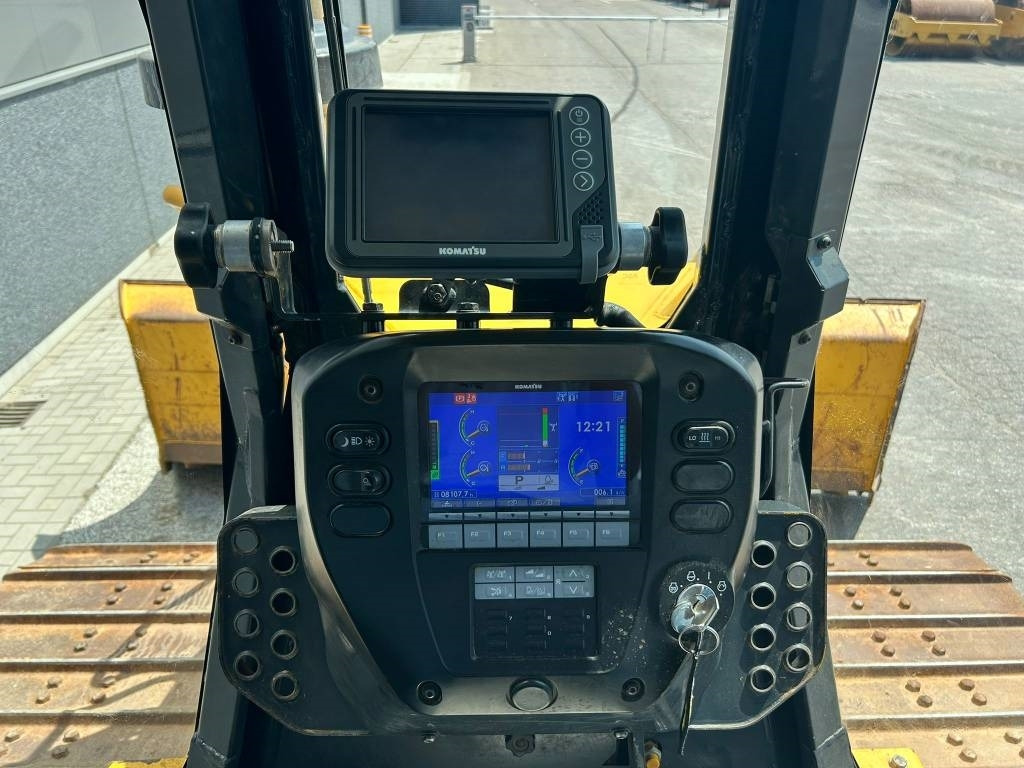 Buldooser Komatsu D 61 PXI-24 (Topcon intelligent system): pilt 8