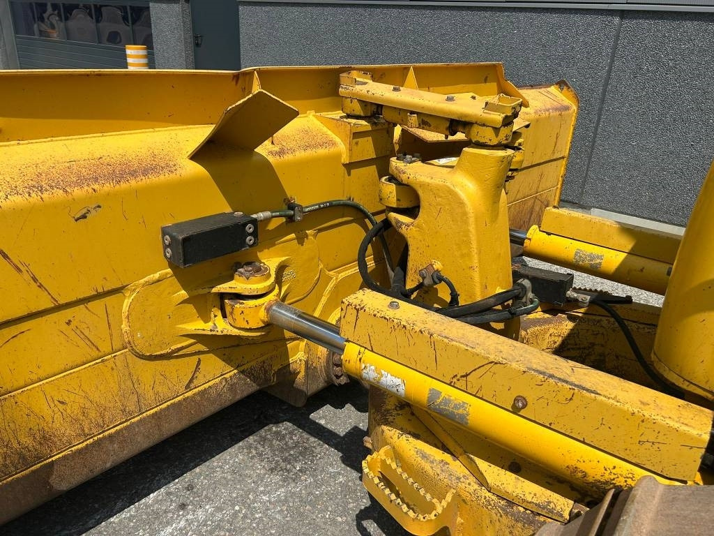 Buldooser Komatsu D 61 PXI-24 (Topcon intelligent system): pilt 18