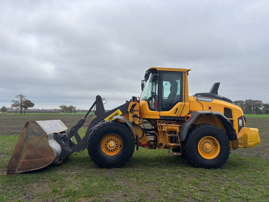 Volvo L 90 H (On Transport) - Rataslaadur: pilt 2 Volvo L 90 H (On Transport) - Rataslaadur: pilt 2