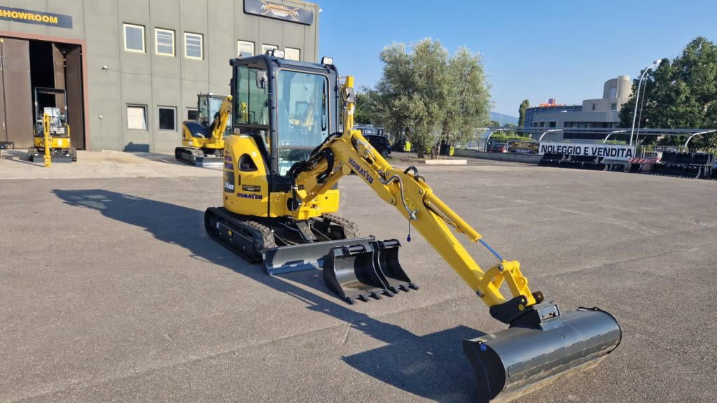 Komatsu PC24 MR-5 - Miniekskavaator: pilt 1 Komatsu PC24 MR-5 - Miniekskavaator: pilt 1