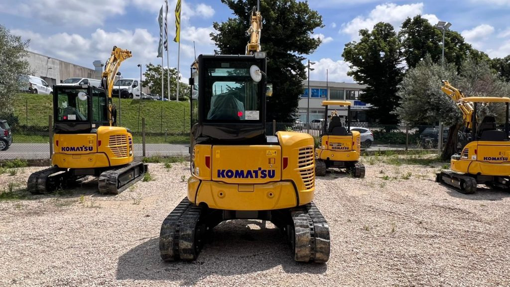 Komatsu PC45 MR-5 - Miniekskavaator: pilt 2 Komatsu PC45 MR-5 - Miniekskavaator: pilt 2