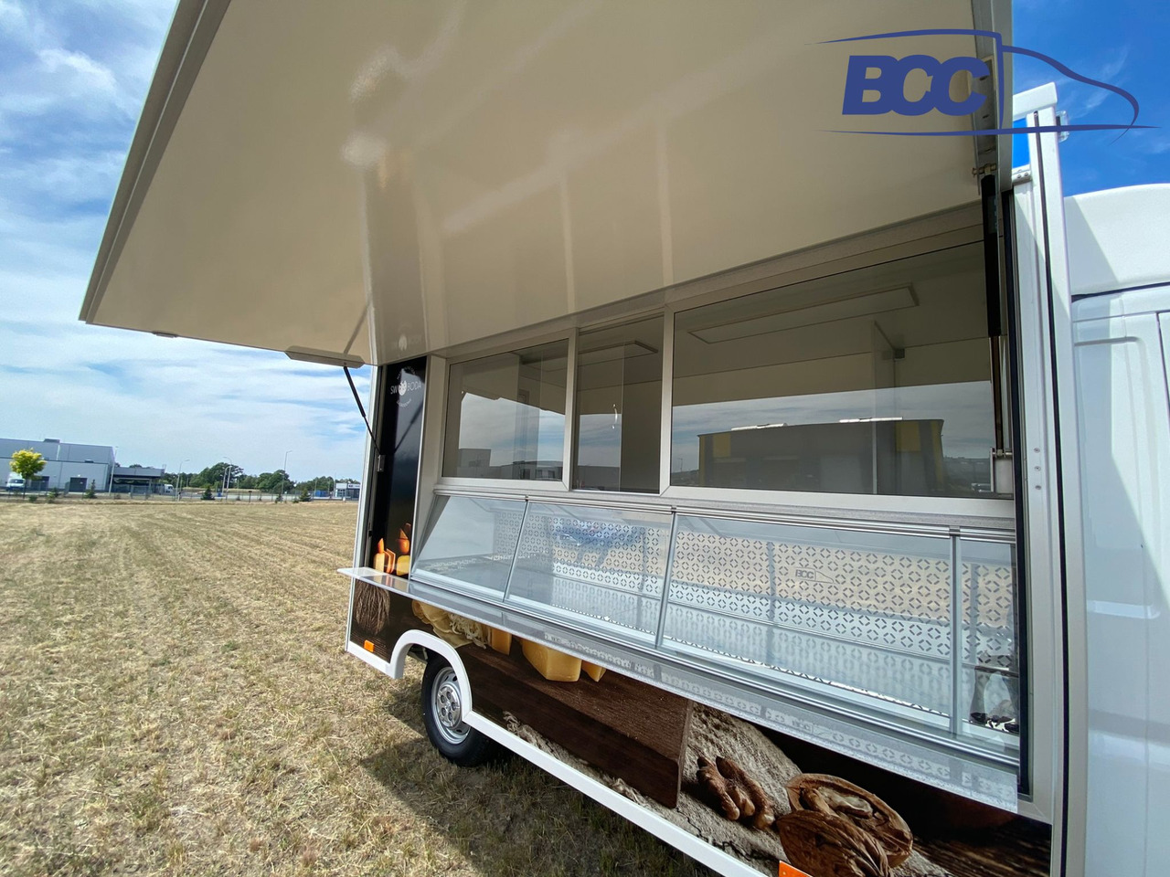 BCC POLSKA - FOOD TRUCK - SAMOCHÓD DO SPRZEDAŻY SERÓW, FOOD TRUCK Z NABIAŁEM, AUTO SKLEP - PEUGEOT BOXER - Toiduauto: pilt 5 BCC POLSKA - FOOD TRUCK - SAMOCHÓD DO SPRZEDAŻY SERÓW, FOOD TRUCK Z NABIAŁEM, AUTO SKLEP - PEUGEOT BOXER - Toiduauto: pilt 5