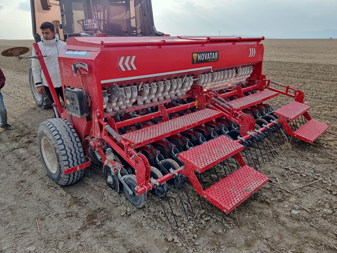 Novatar Seed Drill Machine - DARCY SERIES - Kombain-külvimasin: pilt 2 Novatar Seed Drill Machine - DARCY SERIES - Kombain-külvimasin: pilt 2