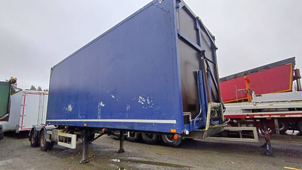 Knapen Sivukippi blinkki - Kallur-poolhaagis: pilt 1 Knapen Sivukippi blinkki - Kallur-poolhaagis: pilt 1