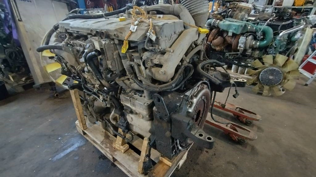 MAN D 2676 LF51 complete engine - Mootor - Veoauto: pilt 2 MAN D 2676 LF51 complete engine - Mootor - Veoauto: pilt 2