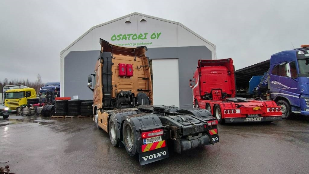 Volvo FH13 6x2 täysilma, takateli - Sadulveok: pilt 4 Volvo FH13 6x2 täysilma, takateli - Sadulveok: pilt 4