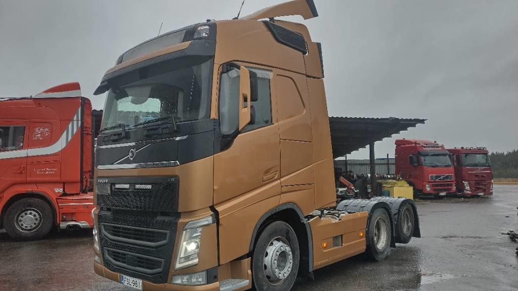 Volvo FH13 6x2 täysilma, takateli - Sadulveok: pilt 2 Volvo FH13 6x2 täysilma, takateli - Sadulveok: pilt 2