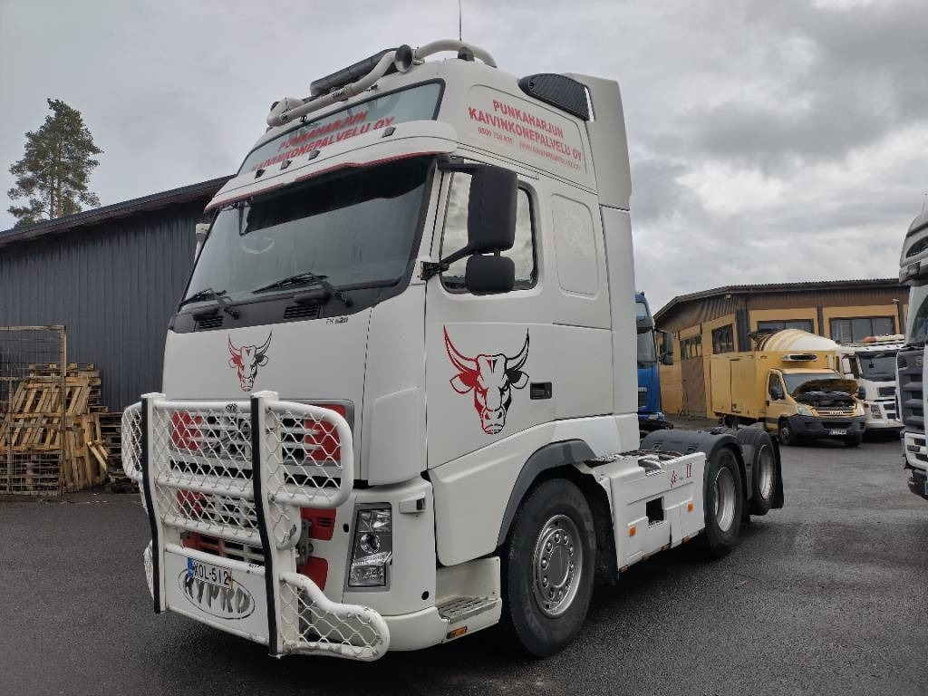 Volvo FH13 6x2 veturi, hydrauliikka - Sadulveok: pilt 2 Volvo FH13 6x2 veturi, hydrauliikka - Sadulveok: pilt 2
