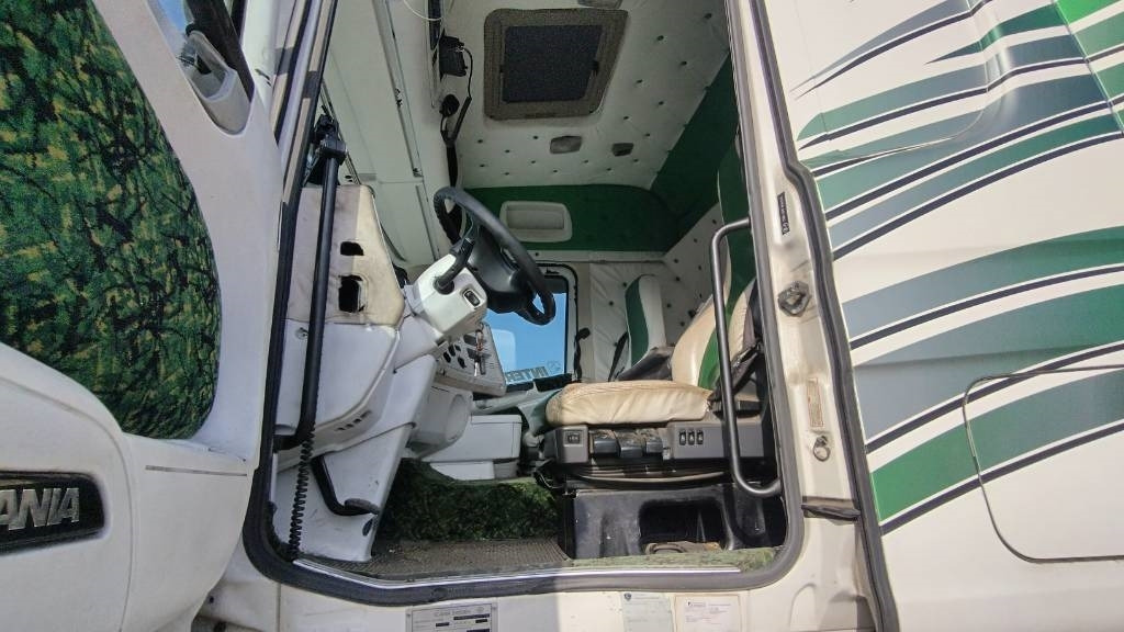 Scania R500 8x4 ilmajousi alusta - Kabiinišassiiga veoauto: pilt 4 Scania R500 8x4 ilmajousi alusta - Kabiinišassiiga veoauto: pilt 4