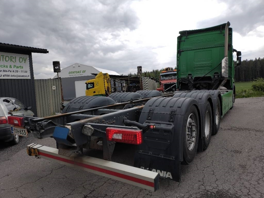 Scania R580 8x4 alusta 710tkm!! - Kabiinišassiiga veoauto: pilt 3 Scania R580 8x4 alusta 710tkm!! - Kabiinišassiiga veoauto: pilt 3