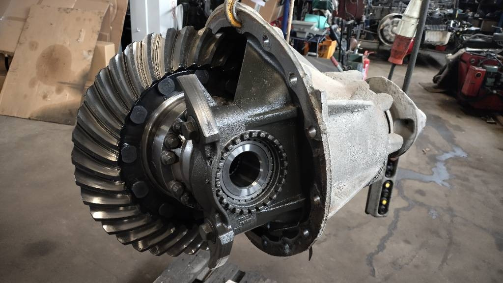 Scania R780 2,71 uudempi tyyppi - Telg ja varuosad - Veoauto: pilt 1 Scania R780 2,71 uudempi tyyppi - Telg ja varuosad - Veoauto: pilt 1