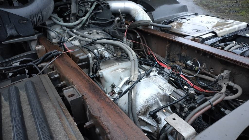 Volvo FH13 6x2 alusta, manuaalivaihteisto - Kabiinišassiiga veoauto: pilt 5 Volvo FH13 6x2 alusta, manuaalivaihteisto - Kabiinišassiiga veoauto: pilt 5