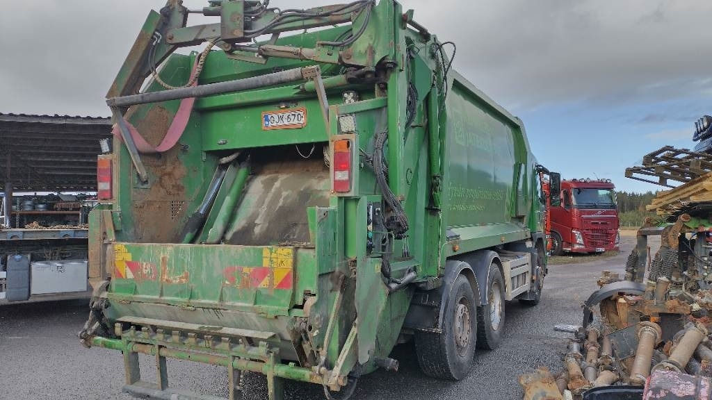 Volvo FM330 6x2 Norba pakkaaja,molokki nostin, manuaali - Prügiauto: pilt 4 Volvo FM330 6x2 Norba pakkaaja,molokki nostin, manuaali - Prügiauto: pilt 4