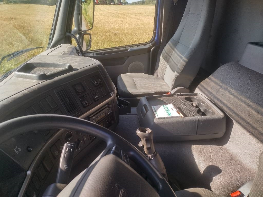 Kasti veoauto Volvo FM9 4x2 8,40m pitkä kylkiaukeava kori: pilt 9