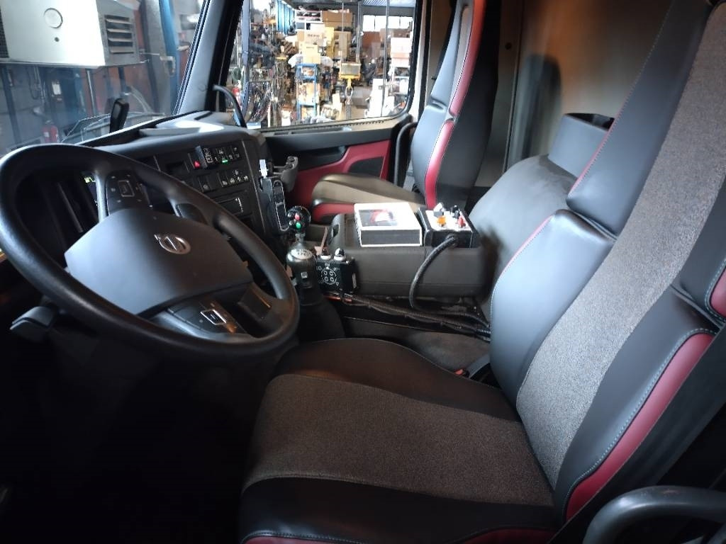 Nöörtõstukiga veoauto Volvo FMX370 6x2 av3700mm multilift vaijerilaite: pilt 7