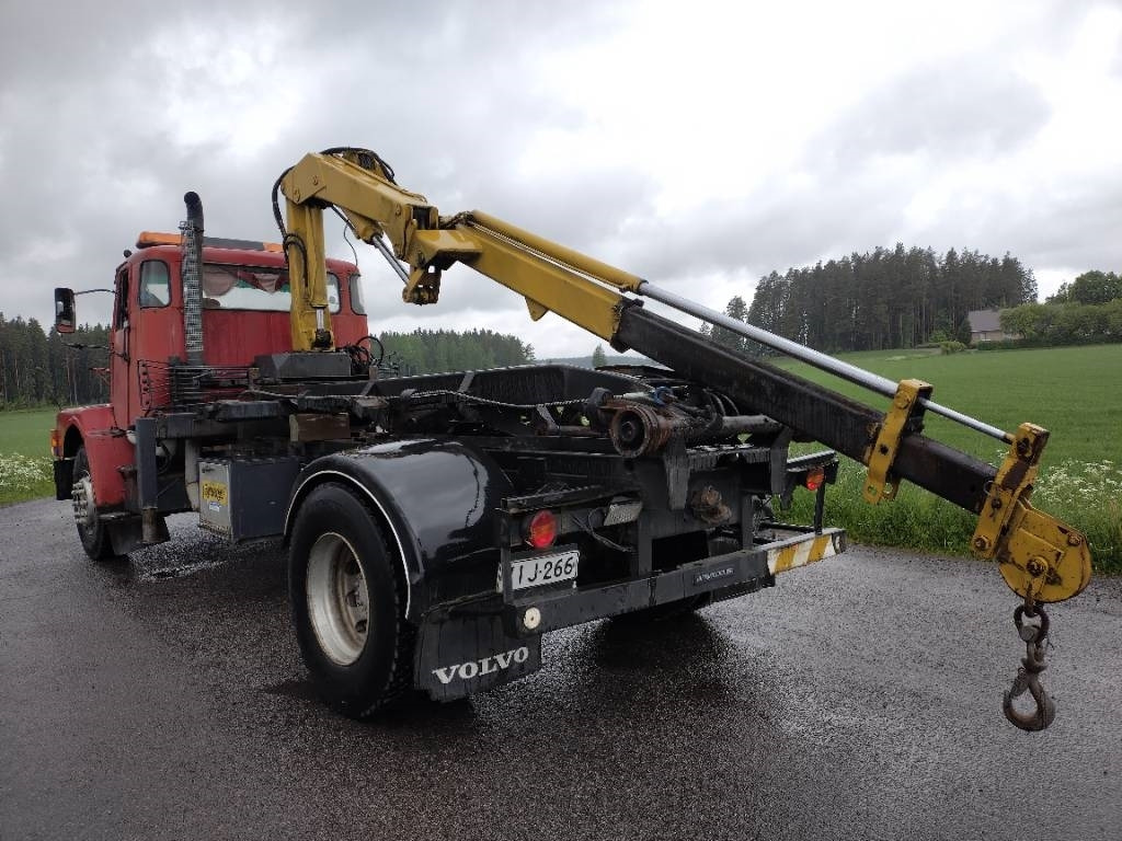 Volvo N7 Tico nosturi ja vl-laite,280tkm!! - Nöörtõstukiga veoauto: pilt 4 Volvo N7 Tico nosturi ja vl-laite,280tkm!! - Nöörtõstukiga veoauto: pilt 4
