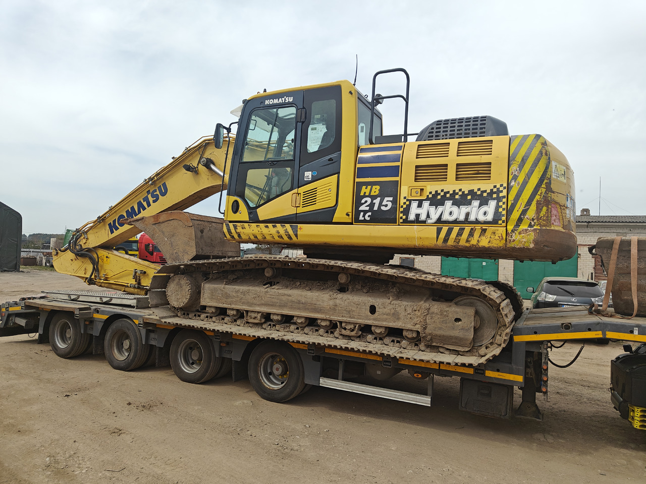 KOMATSU HB 215LC-2 - Lintekskavaator: pilt 2 KOMATSU HB 215LC-2 - Lintekskavaator: pilt 2