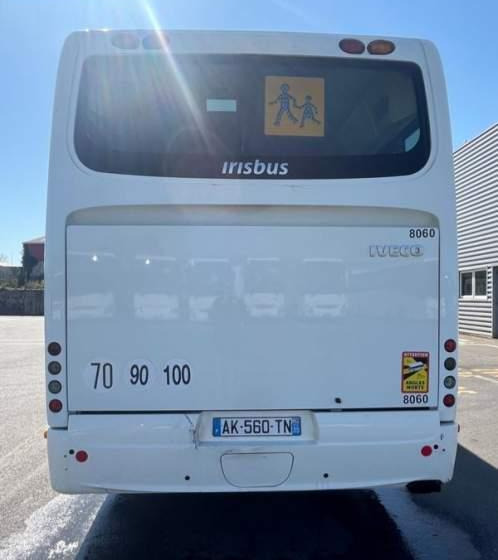 Irisbus RECREO / KRÓTKI 10.60 M / SPROWADZONY / EURO 5 - Maakonnaliini buss: pilt 2 Irisbus RECREO / KRÓTKI 10.60 M / SPROWADZONY / EURO 5 - Maakonnaliini buss: pilt 2
