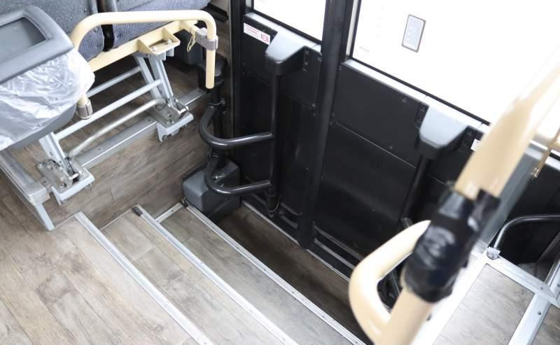 Iveco CROSSWAY LINE / SPROWADZONE/ AUTOMAT / 12 M - Maakonnaliini buss: pilt 5 Iveco CROSSWAY LINE / SPROWADZONE/ AUTOMAT / 12 M - Maakonnaliini buss: pilt 5