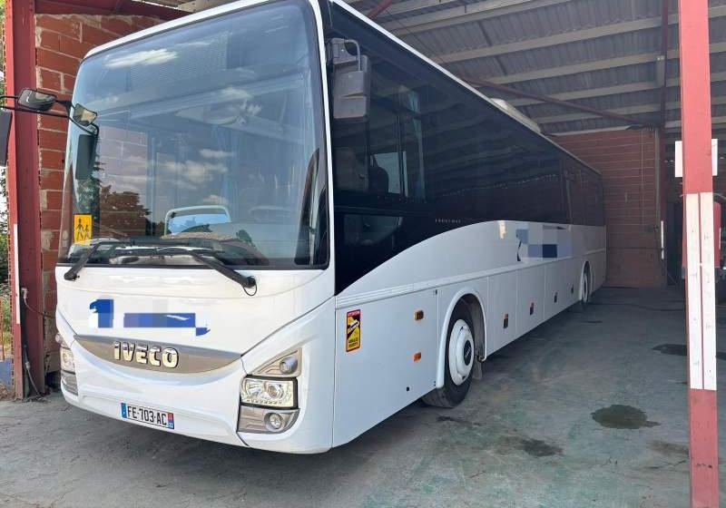 Iveco CROSSWAY/ SPROWADZONY / 180 000 KM / MANUAL - Maakonnaliini buss: pilt 1 Iveco CROSSWAY/ SPROWADZONY / 180 000 KM / MANUAL - Maakonnaliini buss: pilt 1