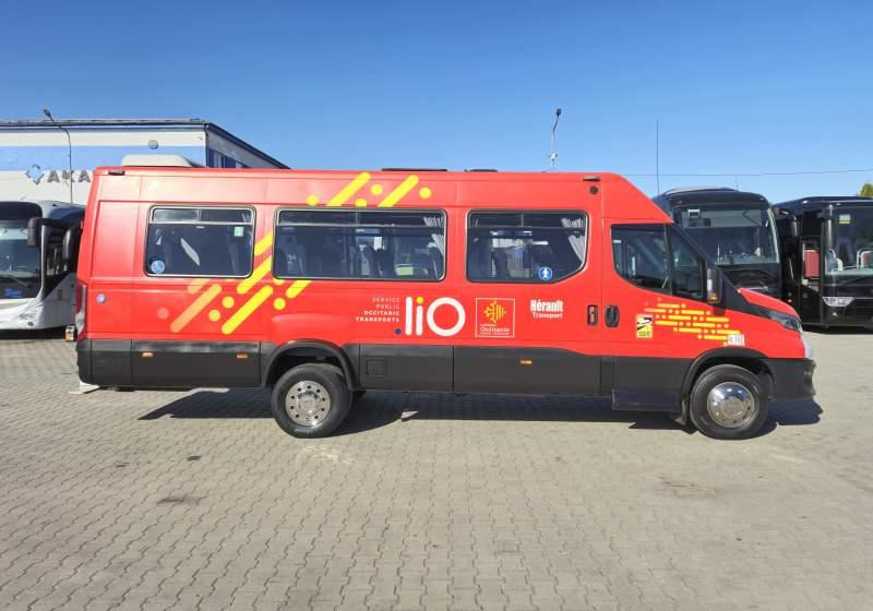 Iveco DAILY 65C18/SPROWADZONE/23 MIEJSCA/KLIM/WINDA - Väikebuss, Mikrobuss: pilt 5 Iveco DAILY 65C18/SPROWADZONE/23 MIEJSCA/KLIM/WINDA - Väikebuss, Mikrobuss: pilt 5