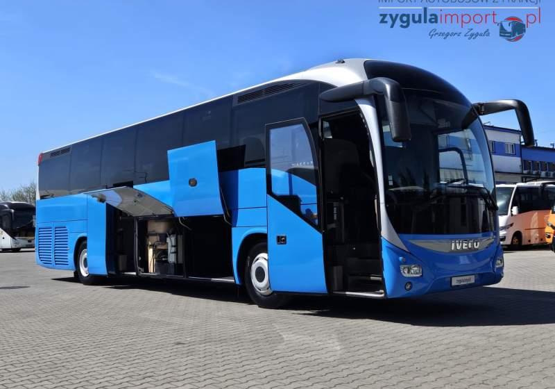 Iveco MAGELYS HD / SPROWADZONY / MANUAL / EURO 6 - Kaugsõidu buss: pilt 1 Iveco MAGELYS HD / SPROWADZONY / MANUAL / EURO 6 - Kaugsõidu buss: pilt 1
