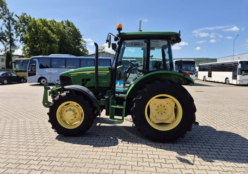 JonDeere 5083 E / SPROWADZONY / 1734 MTH / KLIMATYZACJA - Traktor: pilt 5 JonDeere 5083 E / SPROWADZONY / 1734 MTH / KLIMATYZACJA - Traktor: pilt 5