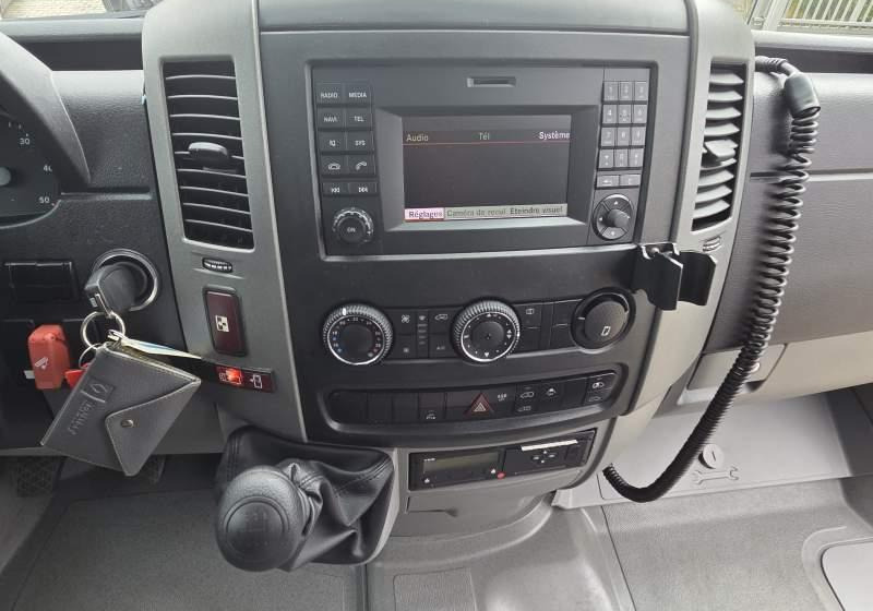 Mercedes-Benz SPRINTER TRANSFER 35 / SPROWADZONY/ 6 800 KM - Väikebuss, Mikrobuss: pilt 2 Mercedes-Benz SPRINTER TRANSFER 35 / SPROWADZONY/ 6 800 KM - Väikebuss, Mikrobuss: pilt 2