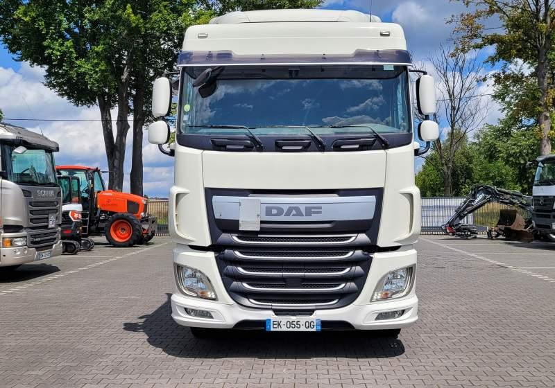 DAF XF510 SPACE CAB / SPROWADZONY / MANUAL / RETARDER - Sadulveok: pilt 2 DAF XF510 SPACE CAB / SPROWADZONY / MANUAL / RETARDER - Sadulveok: pilt 2