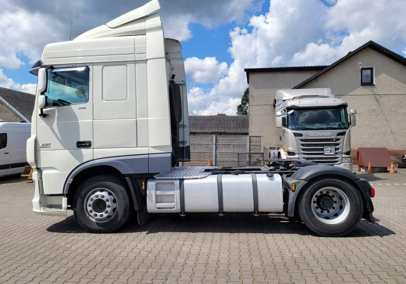 DAF XF510 SPACE CAB / SPROWADZONY / MANUAL / RETARDER - Sadulveok: pilt 5 DAF XF510 SPACE CAB / SPROWADZONY / MANUAL / RETARDER - Sadulveok: pilt 5