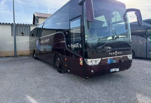 VanHool ALICRON TX16 / SPROWADZONY / 59 MIEJSC/ WC - Kaugsõidu buss: pilt 2 VanHool ALICRON TX16 / SPROWADZONY / 59 MIEJSC/ WC - Kaugsõidu buss: pilt 2