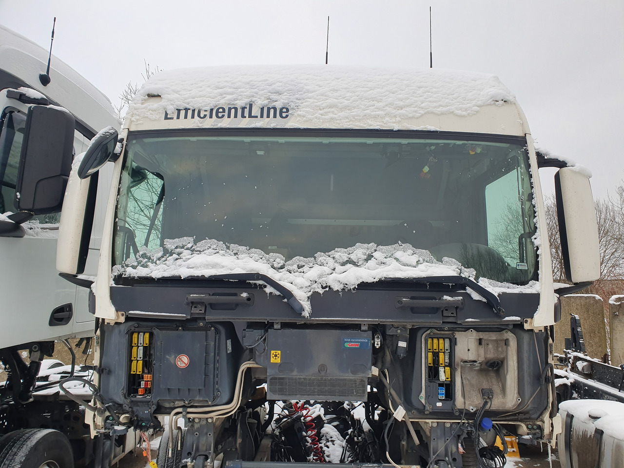 MAN MAN TGX, TGS EURO 6 cab, body cabin, cabina, replacement cab, medium height roof, F99/L47/L49, 81600007848, 81600007831, 81600007871, 81600007920, 81600007949, 81600007858, 81600007832, 81600007849, 8 - Kabiin - Veoauto: pilt 2 MAN MAN TGX, TGS EURO 6 cab, body cabin, cabina, replacement cab, medium height roof, F99/L47/L49, 81600007848, 81600007831, 81600007871, 81600007920, 81600007949, 81600007858, 81600007832, 81600007849, 8 - Kabiin - Veoauto: pilt 2