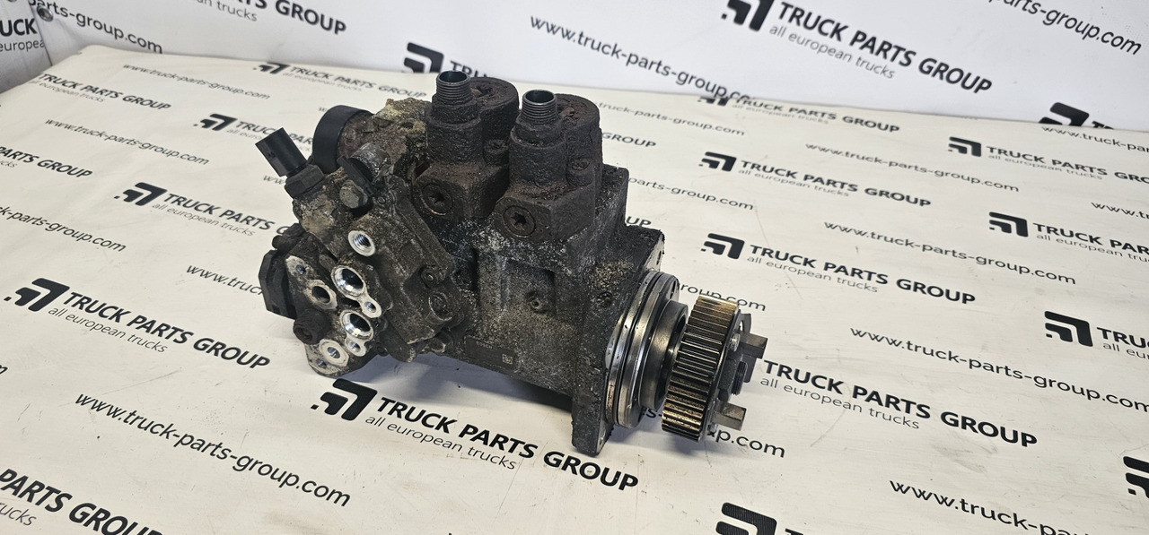 Mercedes Benz Actros MP4, high pressure fuel pump, EURO 6, EURO 5, OM471, OM470, 4700901550, 4700902150, BOSCH 0445020236, 4700900050, 4700900750, 4700900850, 0445020236, 0445020260, 4710900850, 47107 - Kütusepump - Veoauto: pilt 1 Mercedes Benz Actros MP4, high pressure fuel pump, EURO 6, EURO 5, OM471, OM470, 4700901550, 4700902150, BOSCH 0445020236, 4700900050, 4700900750, 4700900850, 0445020236, 0445020260, 4710900850, 47107 - Kütusepump - Veoauto: pilt 1