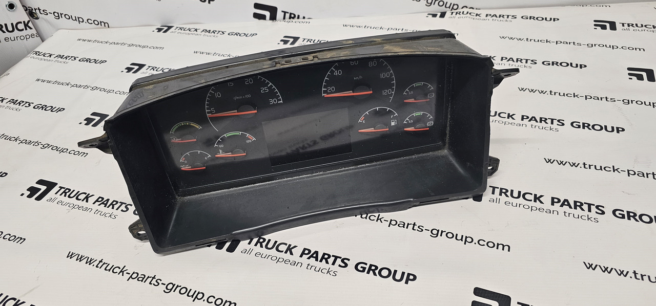 VOLVO FH12, combination kit, instrument panel, dashboard 20739274 - Armatuurlaud - Veoauto: pilt 1 VOLVO FH12, combination kit, instrument panel, dashboard 20739274 - Armatuurlaud - Veoauto: pilt 1
