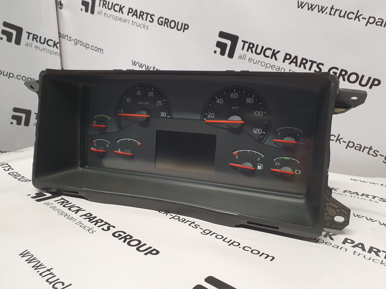 VOLVO FH13, EURO5 instrument cluster, combination kit, instrument panel dashboard - Armatuurlaud - Veoauto: pilt 1 VOLVO FH13, EURO5 instrument cluster, combination kit, instrument panel dashboard - Armatuurlaud - Veoauto: pilt 1