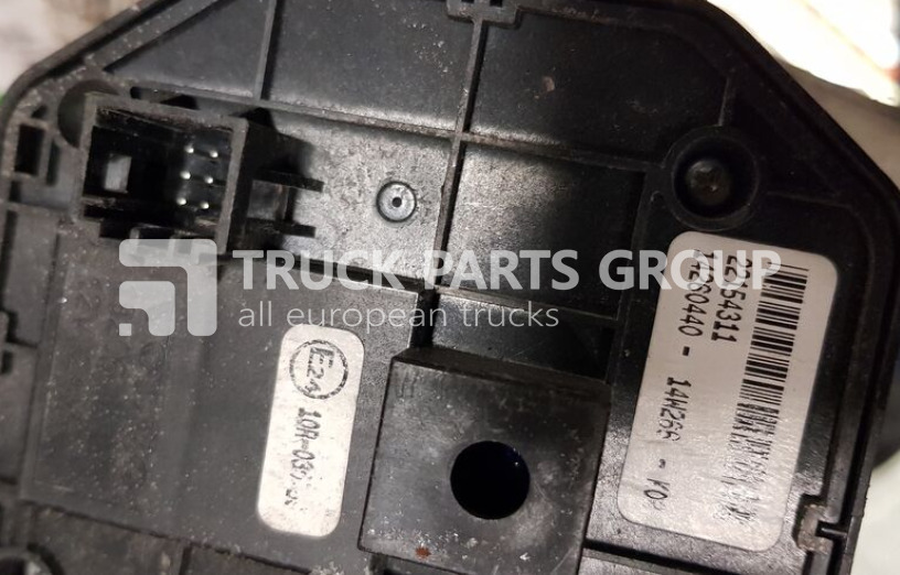 VOLVO FH4 euro6 control panels dashboard, central panel, information p dashboard - Armatuurlaud - Veoauto: pilt 5 VOLVO FH4 euro6 control panels dashboard, central panel, information p dashboard - Armatuurlaud - Veoauto: pilt 5
