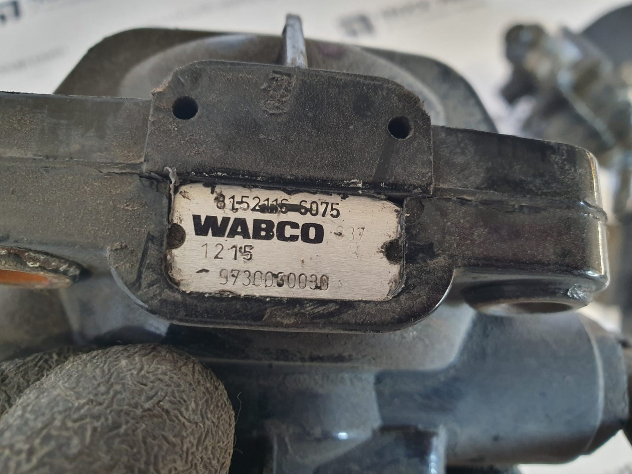 MAN MAN TGX / TGS EURO6 air valves, brakes control, Wabco pressure limiting valve, pneumatic valve, multi circuit protection valve, relay valve, pressure control valve 81521166089, 4750103330, 475010300 - Varuosa - Veoauto: pilt 4 MAN MAN TGX / TGS EURO6 air valves, brakes control, Wabco pressure limiting valve, pneumatic valve, multi circuit protection valve, relay valve, pressure control valve 81521166089, 4750103330, 475010300 - Varuosa - Veoauto: pilt 4