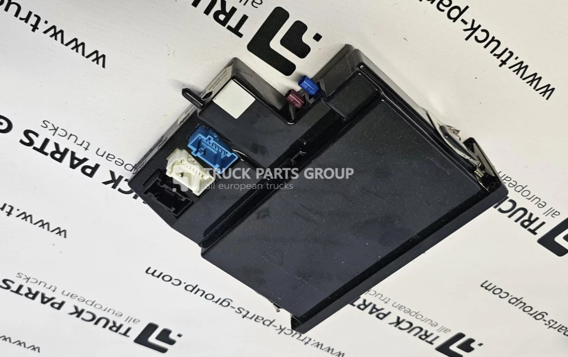 MERCEDES-BENZ MERCEDES BENZ ACTROS MP4 EURO6 fleetboard tachograph by ANATEL stoneridge electronics 0004462160, 0004462360, 0004462060, 0004462260, 0004461060, 0004462160, 0004464760, 0004465460, 0004466960, 000542 - Varuosa - Veoauto: pilt 3 MERCEDES-BENZ MERCEDES BENZ ACTROS MP4 EURO6 fleetboard tachograph by ANATEL stoneridge electronics 0004462160, 0004462360, 0004462060, 0004462260, 0004461060, 0004462160, 0004464760, 0004465460, 0004466960, 000542 - Varuosa - Veoauto: pilt 3
