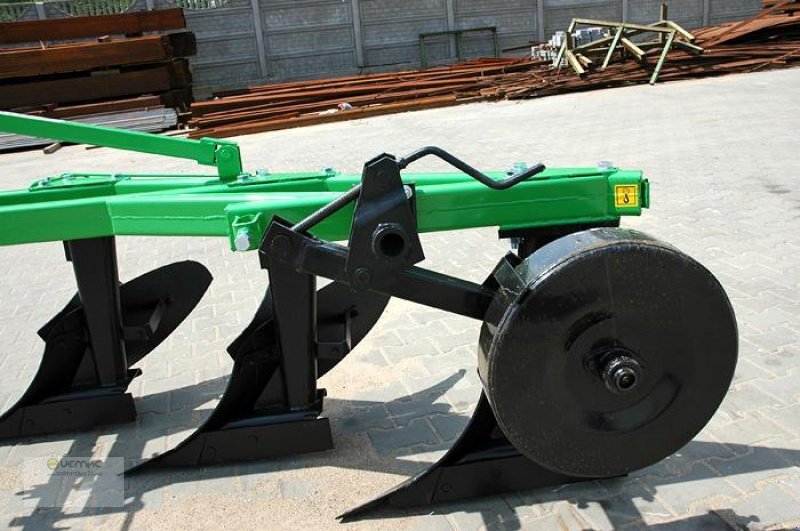 BOMET Rahmenpflug U013/2 4 Schar 0,25m Körperbreite - Ader: pilt 2 BOMET Rahmenpflug U013/2 4 Schar 0,25m Körperbreite - Ader: pilt 2