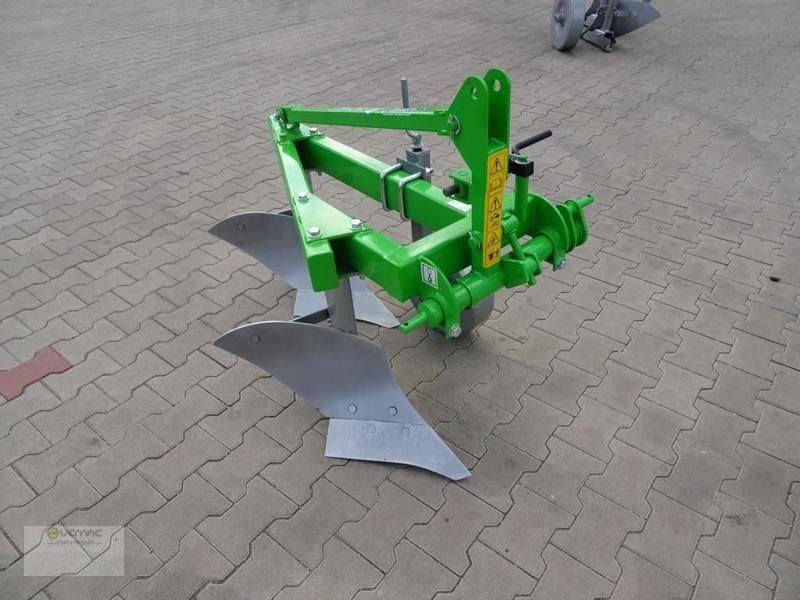 BOMET Zweischarpflug Zweischar Pflug Bomet Lyra 20cm Beetpflug Neu - Ader: pilt 3 BOMET Zweischarpflug Zweischar Pflug Bomet Lyra 20cm Beetpflug Neu - Ader: pilt 3