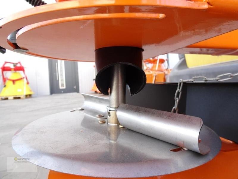 Dexwal Salt Drog 100 Liter Streuer ATV Radlader PKW Elektro NEU - Liiva-/ Soolajaotur: pilt 5 Dexwal Salt Drog 100 Liter Streuer ATV Radlader PKW Elektro NEU - Liiva-/ Soolajaotur: pilt 5