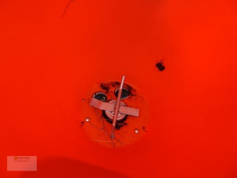 Uus Liiva-/ Soolajaotur Dexwal Salzstreuer Düngerstreuer Streuer Trichterstreuer 300 Liter: pilt 8 Uus Liiva-/ Soolajaotur Dexwal Salzstreuer Düngerstreuer Streuer Trichterstreuer 300 Liter: pilt 8