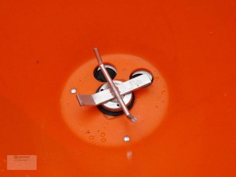 Vemac Dexwal Salzstreuer Trichterstreuer, Streuer, 200L Kommunal NEU - Liiva-/ Soolajaotur - Kommunaal-/ Erisõiduk: pilt 3 Vemac Dexwal Salzstreuer Trichterstreuer, Streuer, 200L Kommunal NEU - Liiva-/ Soolajaotur - Kommunaal-/ Erisõiduk: pilt 3