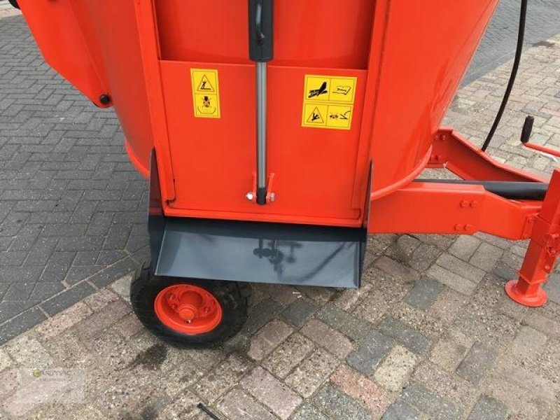 Vemac Futtermischwagen Futterwagen Boxer FM200S Anhänger Futter NEU - Söödasegamisvanker: pilt 4 Vemac Futtermischwagen Futterwagen Boxer FM200S Anhänger Futter NEU - Söödasegamisvanker: pilt 4