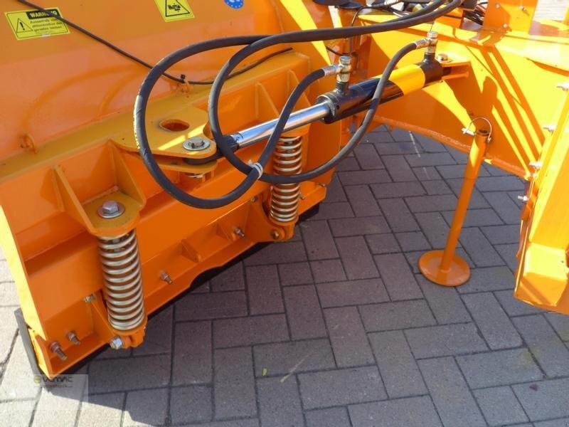 Vemac Vario Schneeschild Schneepflug Winterdienst 300cm NEU - Lumesahk: pilt 3 Vemac Vario Schneeschild Schneepflug Winterdienst 300cm NEU - Lumesahk: pilt 3