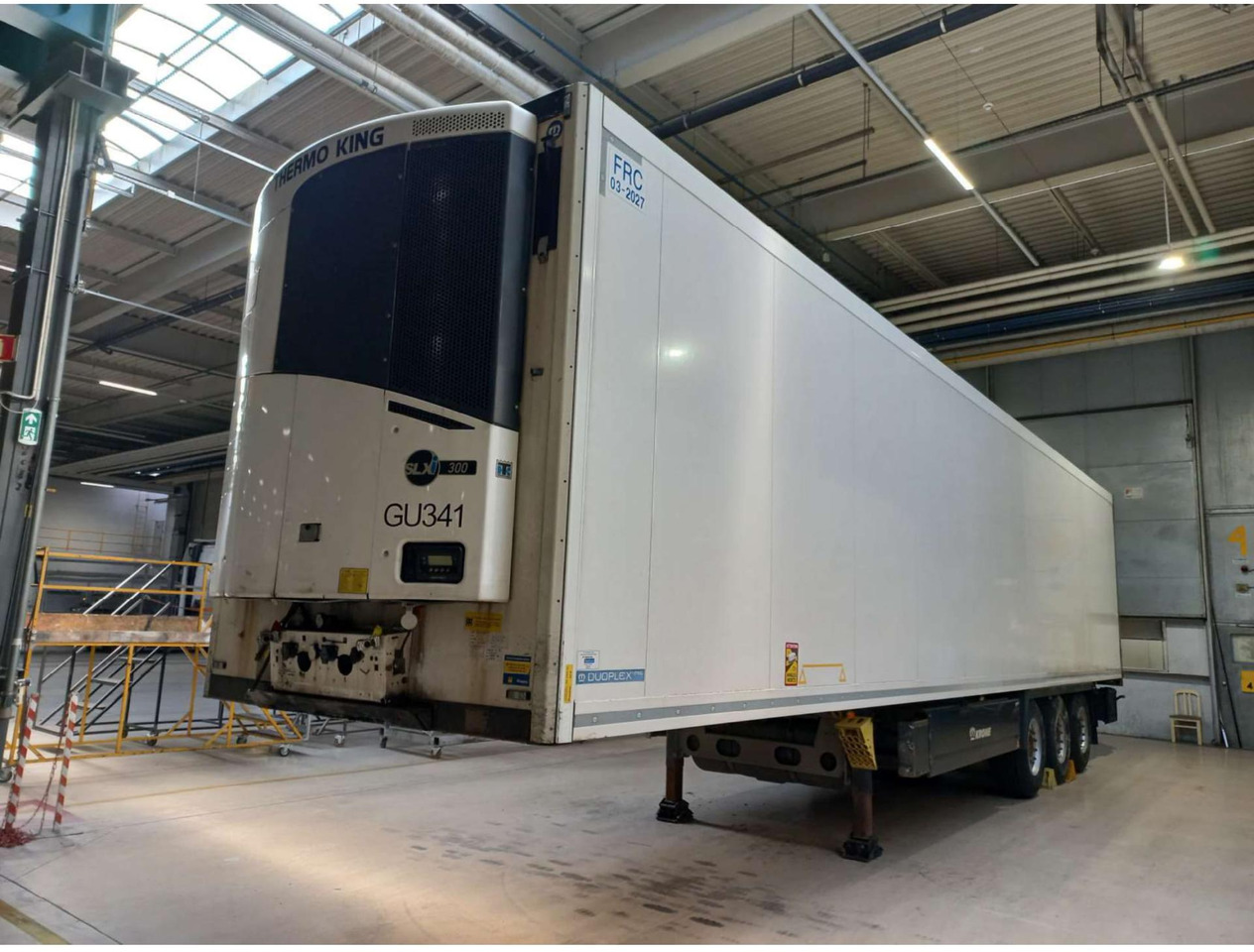 2018 Krone Double Deck Cool Liner FP 45 ThermoKing SLXi 300 - Külmutiga poolhaagis: pilt 4 2018 Krone Double Deck Cool Liner FP 45 ThermoKing SLXi 300 - Külmutiga poolhaagis: pilt 4