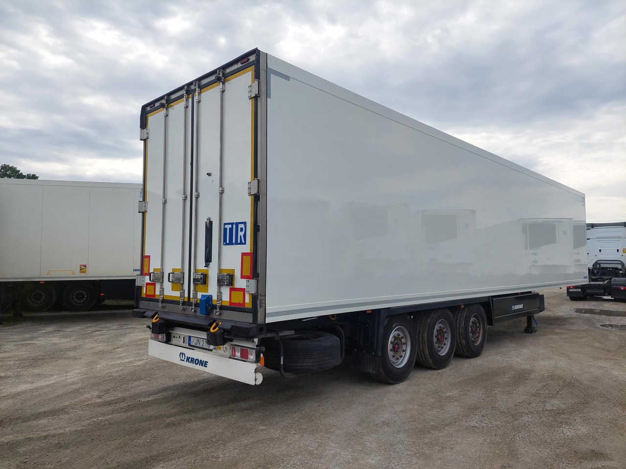 2018 Krone SDR Double Deck Cool Liner FP60 ThermoKing SLXi 300 Lifting Axle - Külmutiga poolhaagis: pilt 4 2018 Krone SDR Double Deck Cool Liner FP60 ThermoKing SLXi 300 Lifting Axle - Külmutiga poolhaagis: pilt 4