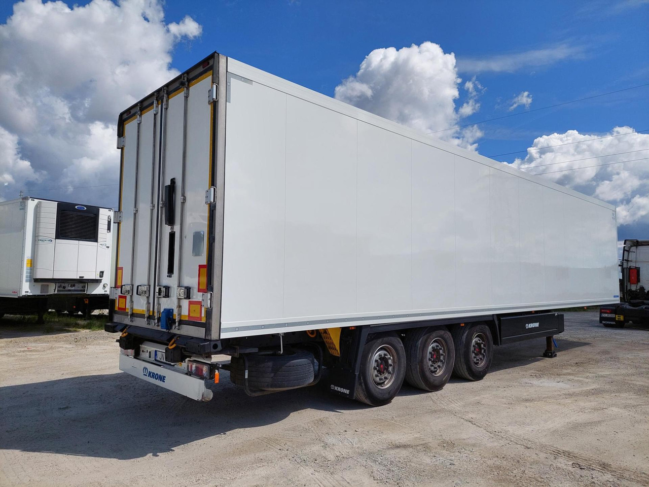 2018 Krone SDR Double Deck Cool Liner FP60 ThermoKing SLXi 300 Lifting Axle - Külmutiga poolhaagis: pilt 3 2018 Krone SDR Double Deck Cool Liner FP60 ThermoKing SLXi 300 Lifting Axle - Külmutiga poolhaagis: pilt 3